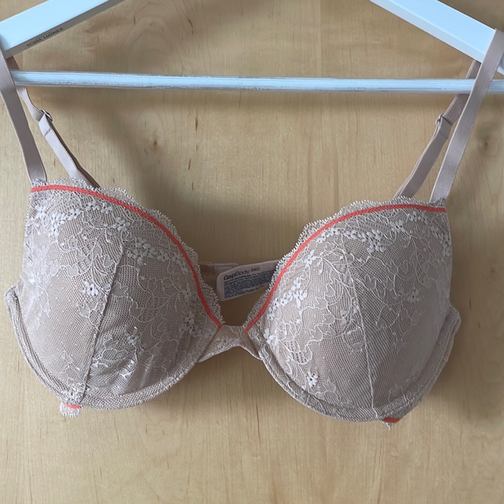 Gap Body Nude + Neon Lightly Lined 34D Bra
